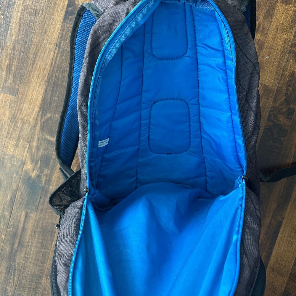 O'Neill Backpack - Picture 3 of 3